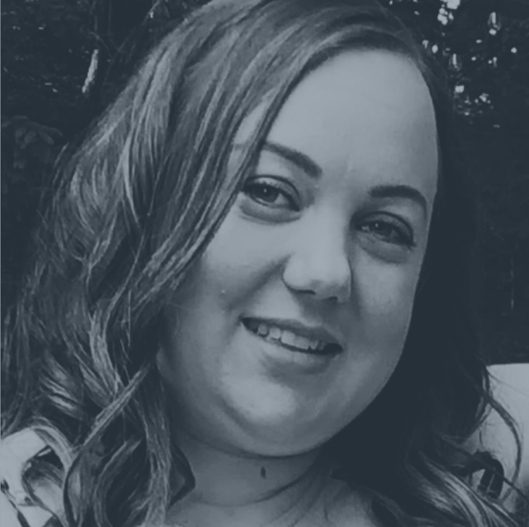 Photo of Nicole Egan